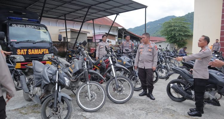 Kapolresta Bersama Wakapolresta Gorontalo Kota Lakukan Pengecekan Kendaraan Dinas, Pastikan Kesiapan Operasional