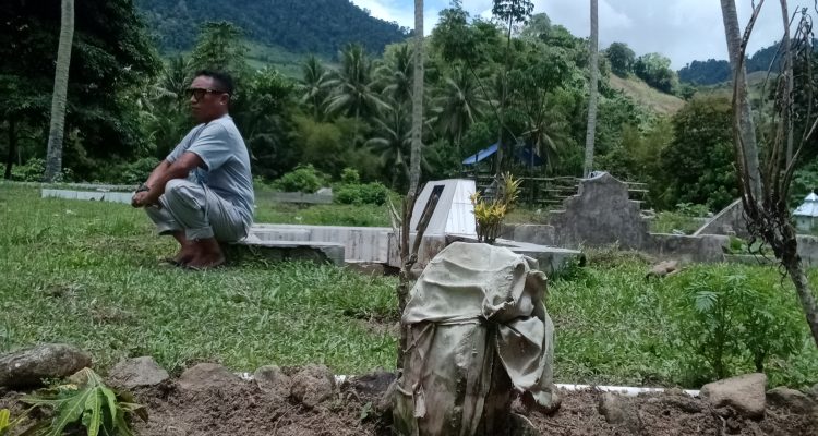 Menyapa Ibu Tercinta' Lewat Ziarah Kubur Di Momen Lebaran
