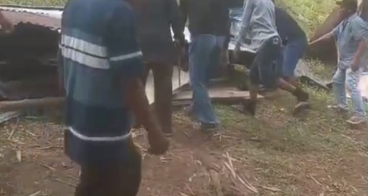Heboh Oknum Kepala Desa Ibarat Diduga Rekayasa Surat Tanah, Dan Melakukan Pembongkaran Paksa Tempat Tinggal Haiso Nusuri
