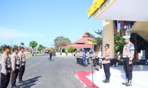 Kapolres Pohuwato Pimpin Pemasangan Ban Lengan Pamapta