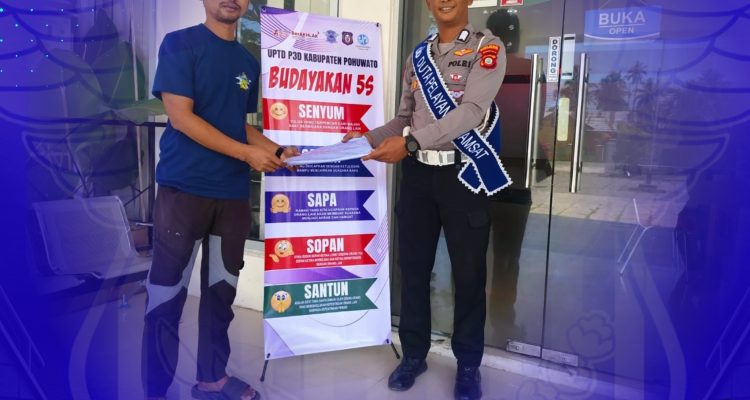 Polres Pohuwato Hadirkan Program “Polantas Menyapa",Melayani Masyarakat Dengan 3S