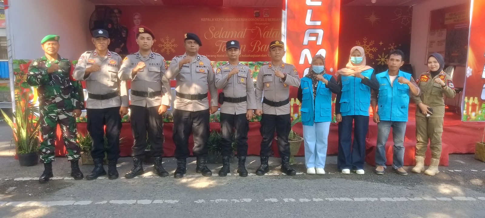 Jamin Keamanan Ibadah Minggu, Personel Pos Yan Menara Ops Lilin 2025 Gelar Patroli Di Gereja-Gereja Wilayah Limboto